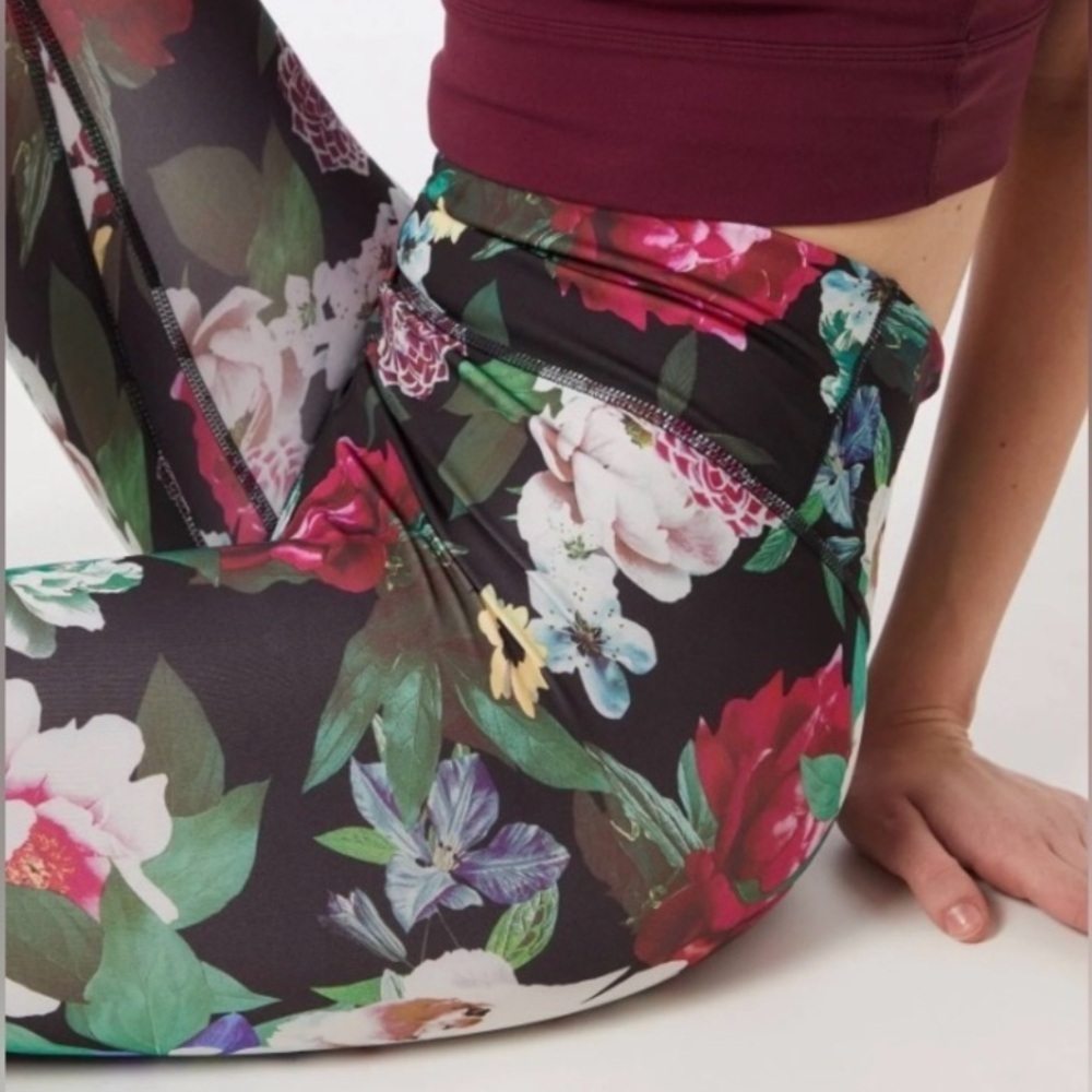 Nike Floral 7/8 High Rise Tights Size Small Like New Excellent Condition - Picture 3 of 8